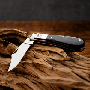 Barlow - 55mm Blade - Buffalo Horn Handle with Traditional Workback