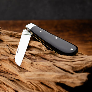Lambfoot - 63mm Blade - Buffalo Horn Handle