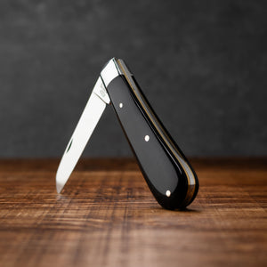 Lambfoot - 63mm Blade - Buffalo Horn Handle