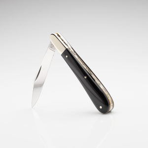 Gentleman's Clip Point - 67mm Blade - Buffalo Horn Handle with Traditional Workback