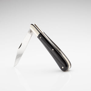 Gentleman's Clip Point - 67mm Blade - Buffalo Horn Handle