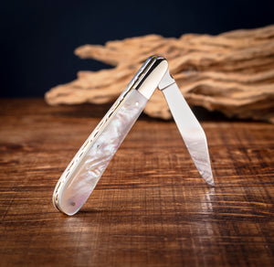 Gentleman's Clip Point - 67mm Blade - Mother of Pearl Handle with Traditional Workback